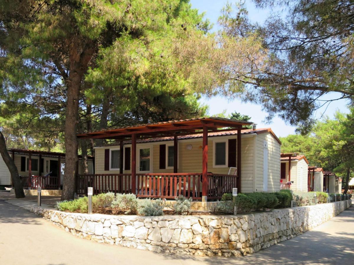 Holiday Home Camp Rozac - Tgr215 Trogir Luaran gambar