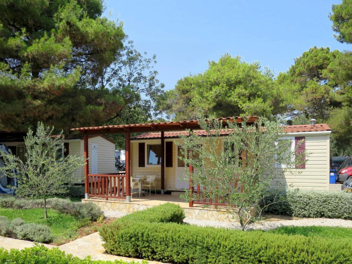 Holiday Home Camp Rozac - Tgr215 Trogir Luaran gambar