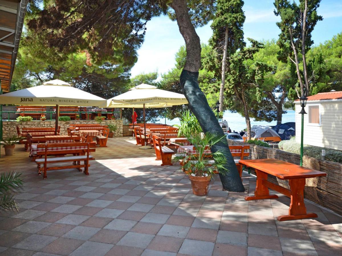 Holiday Home Camp Rozac - Tgr215 Trogir Luaran gambar